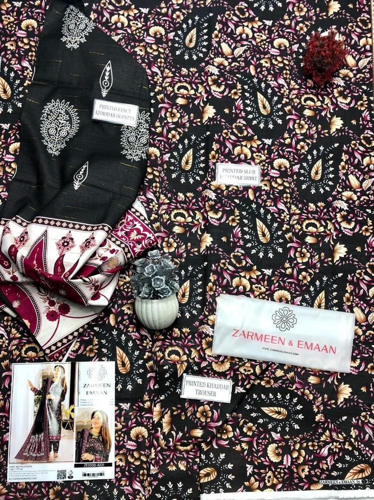 3 Pcs Women's Unstitched Khaddar Printed Suit